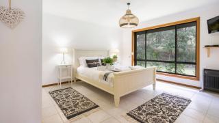 Cedar Corner - Broughton Village - 6