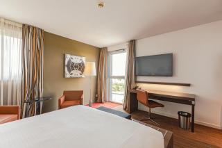 Holiday Inn Mulhouse by IHG - Mulhouse - 2