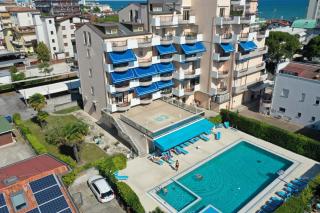 Costa Azzurra Apartment - Lido di Jesolo - 0
