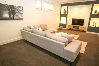 22 Riverside - Bright - 7
