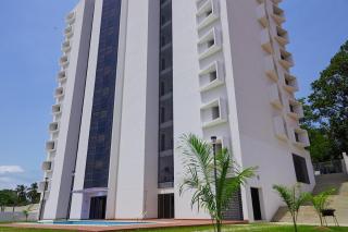 Luxurious Penthouse With Luxurious Pool - Sekondi-Takoradi - 9