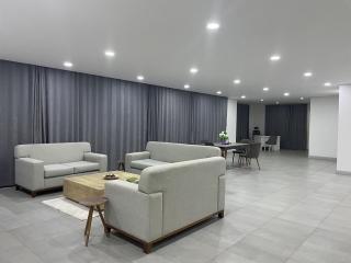 Luxurious Penthouse With Luxurious Pool - Sekondi-Takoradi - 1