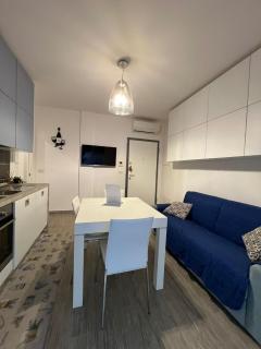 PM 10 Via Joan Mirò Guest House - 3