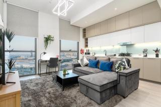 White Sage - Brand New Apartment With Panoramic New Dubai Views - 0