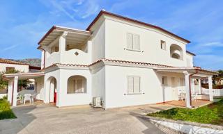 ISA-Residence in Orosei apartments with air conditioning and private outdoor area - 0