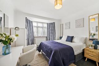 Greenford Hububb Stay - Northolt - 9