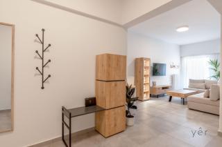 Modern Mythic Flat with Greek-Inspired Artistic - Atene - 1