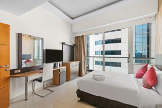 Great 2BR APT Ocean Heights - Dubai - 9