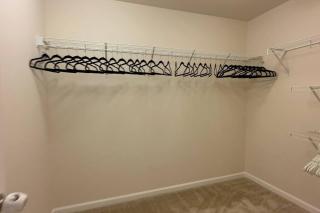 B11-Reunion Villa for relaxation, fenced yard, many BRs - Bothell - 4