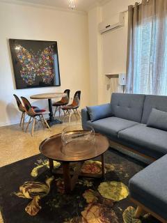 Cozy Apartment at Gazi Square - Atene - 9