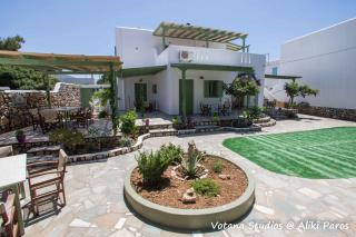 Votana Studios - Aliki - 7