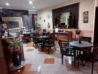 Kateza Homestay by Yurooms-ID - Betek - 8