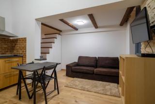 Posh Prints Studio - Budapest - 8