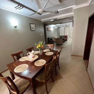 Mikocheni Retreat - Ensuite Rooms, Pool, Gym & Near the Beach - Dar es Salaam - 4