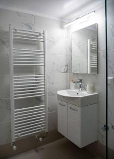 Elegant Two bedroom apartment - 3