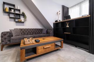 Chic 1BR Apartment with Balcony in Plovdiv - Plowdiw - 1