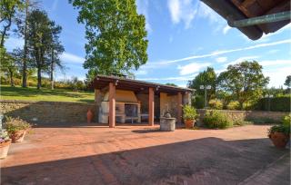 3 Bedroom Pet Friendly Home In Arezzo - 8