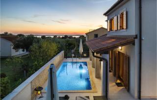 Nice Home In Peroj With Wifi - Peroj - 7