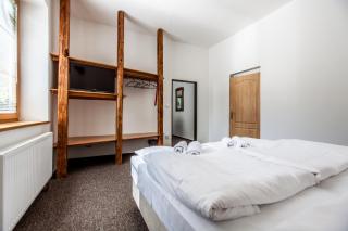 Hotelový dům Adina - Bed and Breakfast - Kurdějov - 3