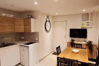 Appart cosy et fonctionnel, quartier très sympa - París - 9