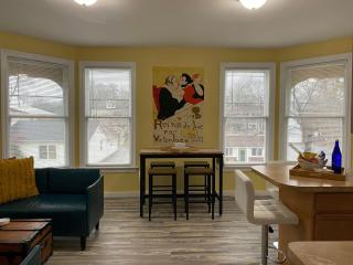 2 BR Loft - Walk to Cafes-Breweries- Arts & Entertainment District - Glens Falls - 0
