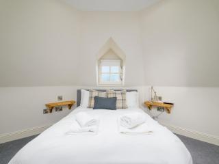 Pass the Keys Historic Ramsay Garden Apt With Balcony Views - Edimburgo - 7