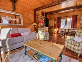 Chalet chaleureux proche des pistes, balcon et WiFi - FR-1-455-227 - 7