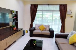 Botani Homestay (10-14 pax) - Ipoh - 2