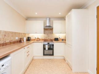 Pass the Keys 8 Fewster Way Cosy Central York Townhouse with Free Parking - York - 6