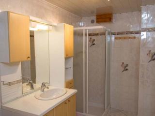 Appartement 3 pièces, 6 pers, près remontées, terrasse, cuisine équipée, 2 ch, animaux admis, WIFI - FR-1-676-182 - 4