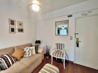 Flat Funchal JK Limpeza Diária, Internet 300mb - São Paulo - 1