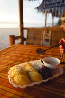 Pranee Beach Bungalows - 8