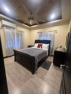 Kingston Oasis One Bedroom - Kingston - 5