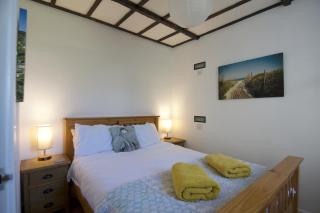 Westpoint Dog Friendly Apartments - West Bay - 1
