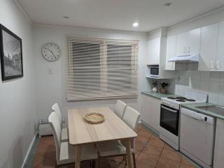 Comfortable Home 3bdr Nr Kingston and Fyshwick - Fyshwick - 6