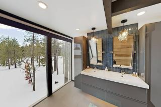Modern Gambrel Cabin Near Ski Resorts - 2