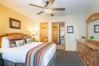 Riverfront, blocks to ski - Mtn Views, Hot Tub at Viking Lodge 217 condo - 0