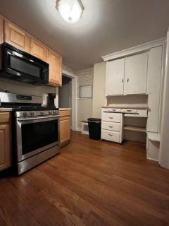 Intimate 1 Bedroom Apt by UHS - Binghamton - 8