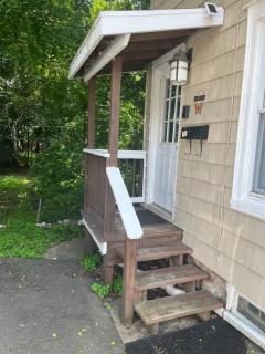 Intimate 1 Bedroom Apt by UHS - 9