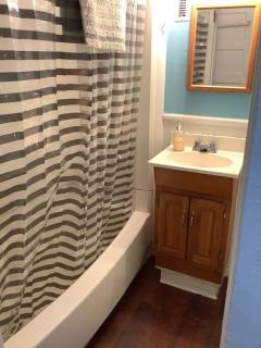 Cozy, Studio in Johnson City by UHS, Lourdes - Johnson City - 5