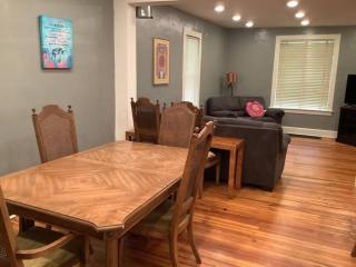 Spacious Home in Johnson City, NY by BU, UHS, BCC, BU - Johnson City - 7