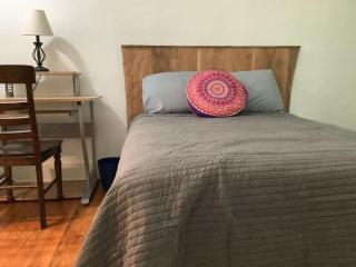 Spacious Home in Johnson City, NY by BU, UHS, BCC, BU - Johnson City - 3