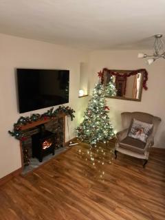 Rose Cottage Trecynon Traditional 2 bed cottage Zip World Beacons Bike - 9