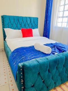 Cabre Apartments - Vibrant Haven - 8