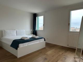 Wonderful Prato della Valle Free Parking - 6