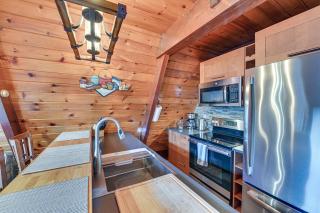 Walk to Ski Lift! Charming Hunter A-Frame - Lanesville - 8