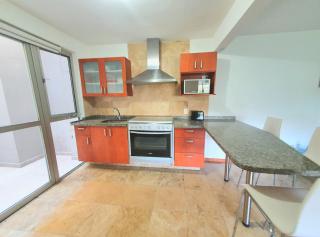 Depa en Bosques de las Lomas con lindo jardin - 9