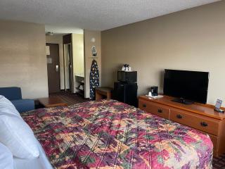 The Inn - Sault Ste. Marie - 1
