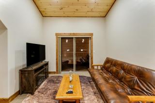 Experience Montana Cabins - Lake View Luxury #7 & Dream Catcher Luxury #8 - Bigfork - 8