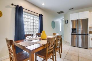 Steps to Beach Oceanside Townhome with Heated Pool - 5